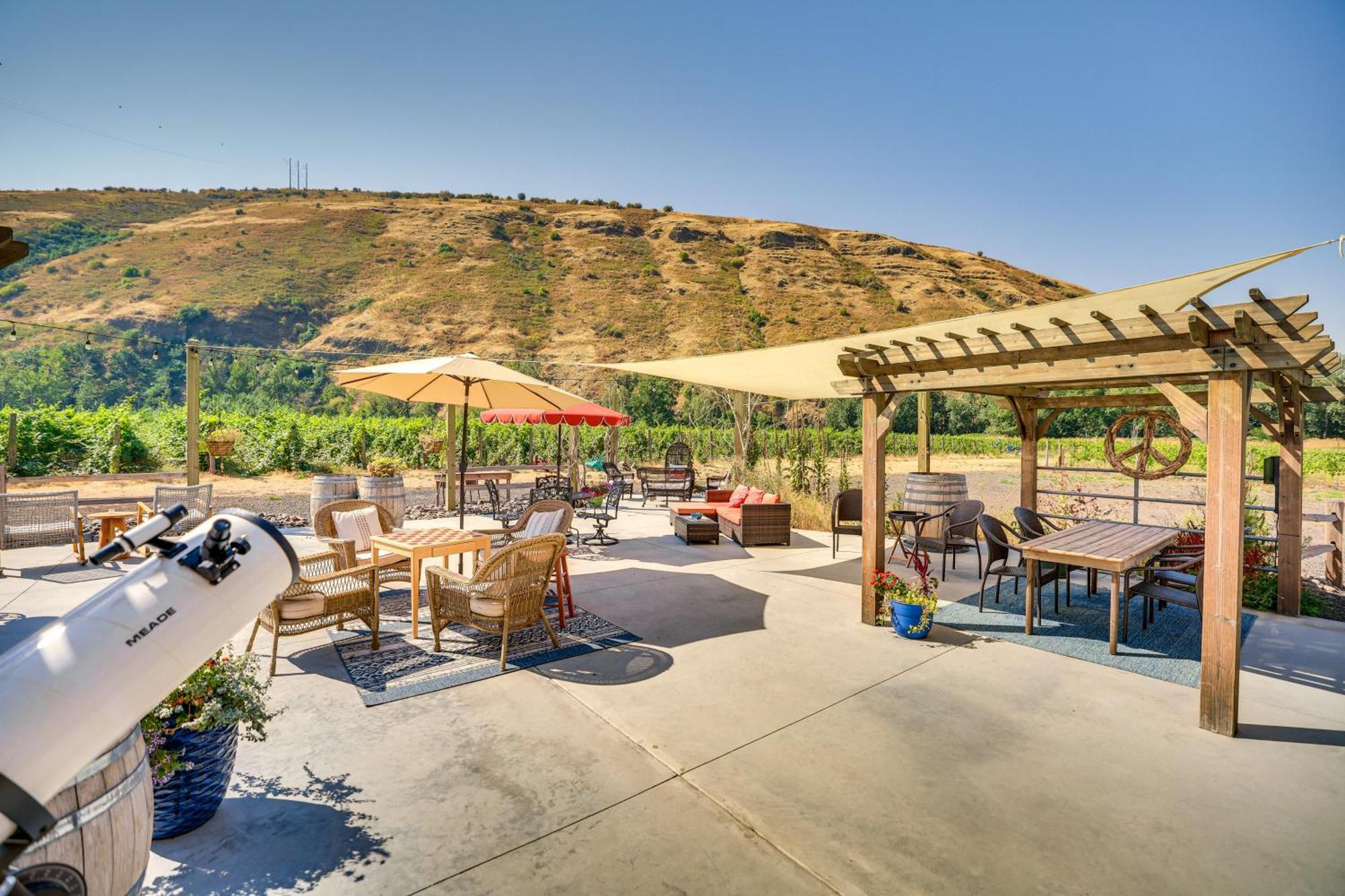 Mongata Winery Romantic Retreat On-Site Tastings! Milton-Freewater Bagian luar foto