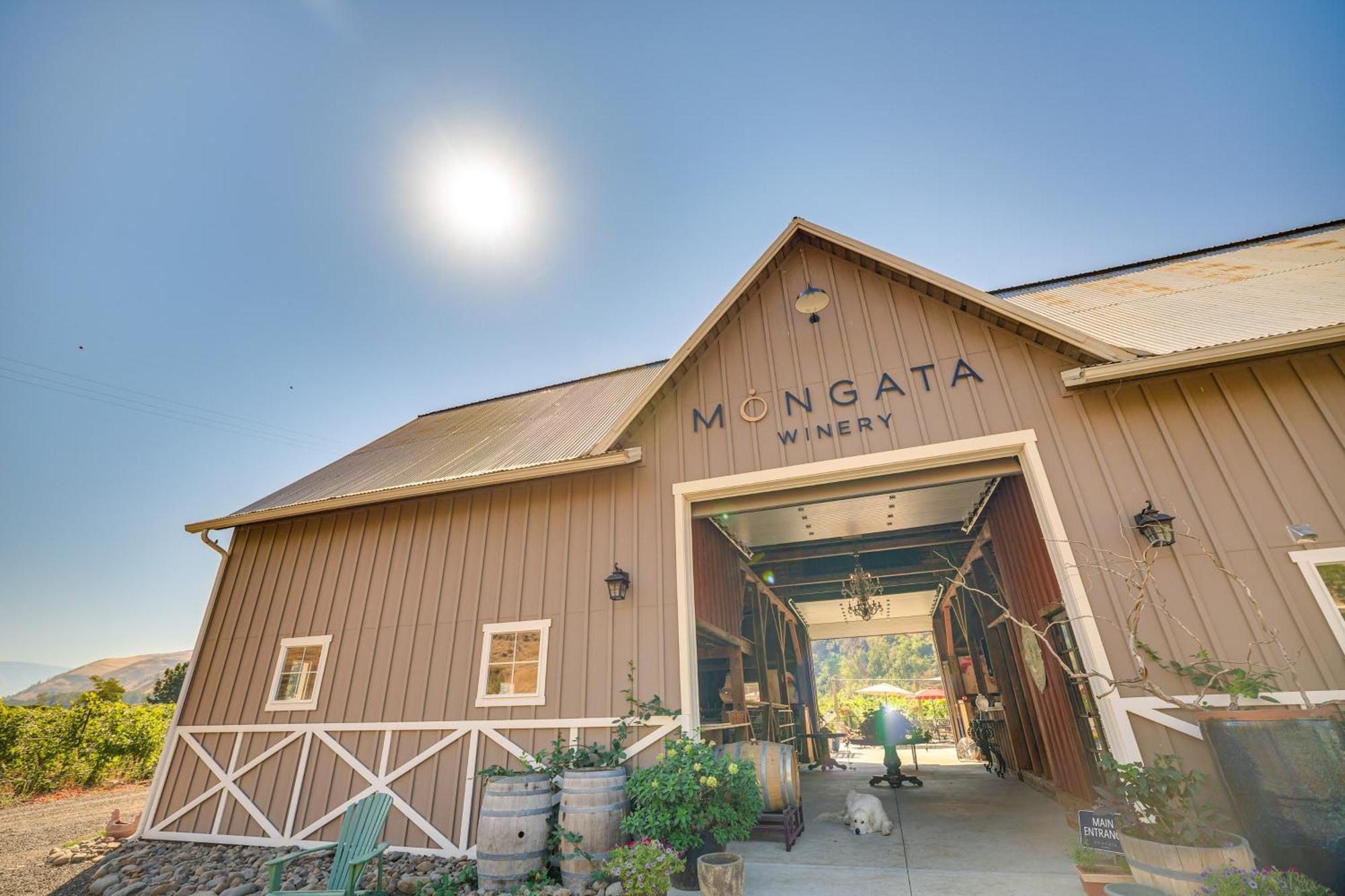 Mongata Winery Romantic Retreat On-Site Tastings! Milton-Freewater Bagian luar foto